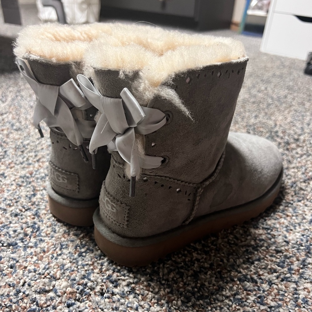 Ugg Bailey bow
